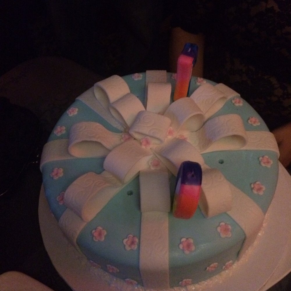 A stunning cake! The picture does not even do it justice.