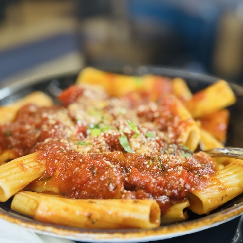 TOP 10 BEST New Years Eve Dinner near State St, Greensburg