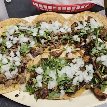 Rinconcito De Arandas - Steak and Al Pastor tacos - Mexican Near Me - Chicago, Illinois Rinconcito De Arandas - Steak and Al Pastor tacos - Mexican Near Me - Chicago, Illinois