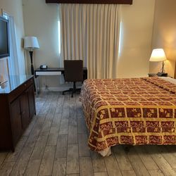 Grand Inn