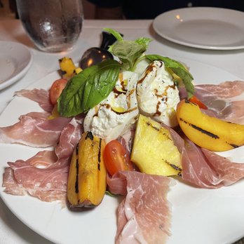 La Perla Di Pompano - Burrata special with procuito, grilled pineapple and peaches! - Italian Near Me - Pompano Beach, Florida