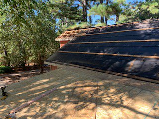 Slide of I M Roofing & Construction