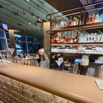 Starbucks Reserve Roastery Chicago - Bar - Coffee Roasteries Near Me - Chicago, Illinois
