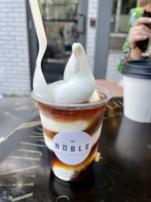 Noble Café by null