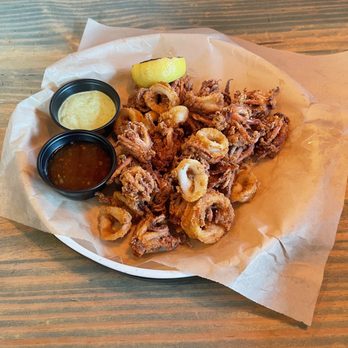 The Waterman Fish Bar - Bad batch of Fried Calamari, with mostly tentacles (??) - Seafood Near Me - Charlotte, North Carolina The Waterman Fish Bar - Bad batch of Fried Calamari, with mostly tentacles (??) - Seafood Near Me - Charlotte, North Carolina