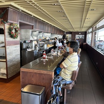 Liliha Bakery - Bakeries Near Me - Honolulu, Hawaii Liliha Bakery - Bakeries Near Me - Honolulu, Hawaii