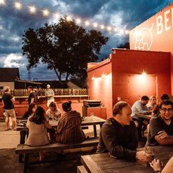 Thirsty Street Brewing - Patio season at Thirsty Street Garage