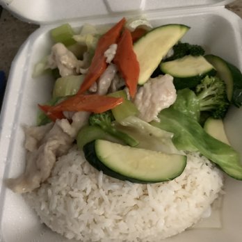 China Gourmet - Chicken with Vegetables aka Moo Goo Gai Pan (mushrooms removed for daughter) & steamed white rice - Chinese Near Me - Salem, Oregon China Gourmet - Chicken with Vegetables aka Moo Goo Gai Pan (mushrooms removed for daughter) & steamed white rice - Chinese Near Me - Salem, Oregon