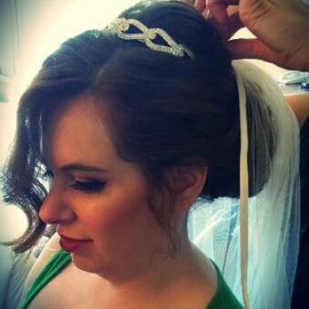 Style by Bravura - Veil being put in by Gina. Beautiful makeup by Lisa! - Makeup Artists Near Me Style by Bravura - Veil being put in by Gina. Beautiful makeup by Lisa! - Makeup Artists Near Me