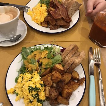 Le Vespe Cafe - Parkdale front and center, Annex in the back - Breakfast & Brunch Near Me - Florence, FI