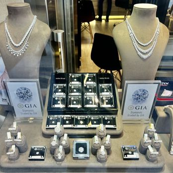 ZEN Diamond - GIA certified diamonds and engagement rings - Jewelry Near Me - New York, New York ZEN Diamond - GIA certified diamonds and engagement rings - Jewelry Near Me - New York, New York