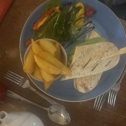 Olde Victoria - Prawn sandwich