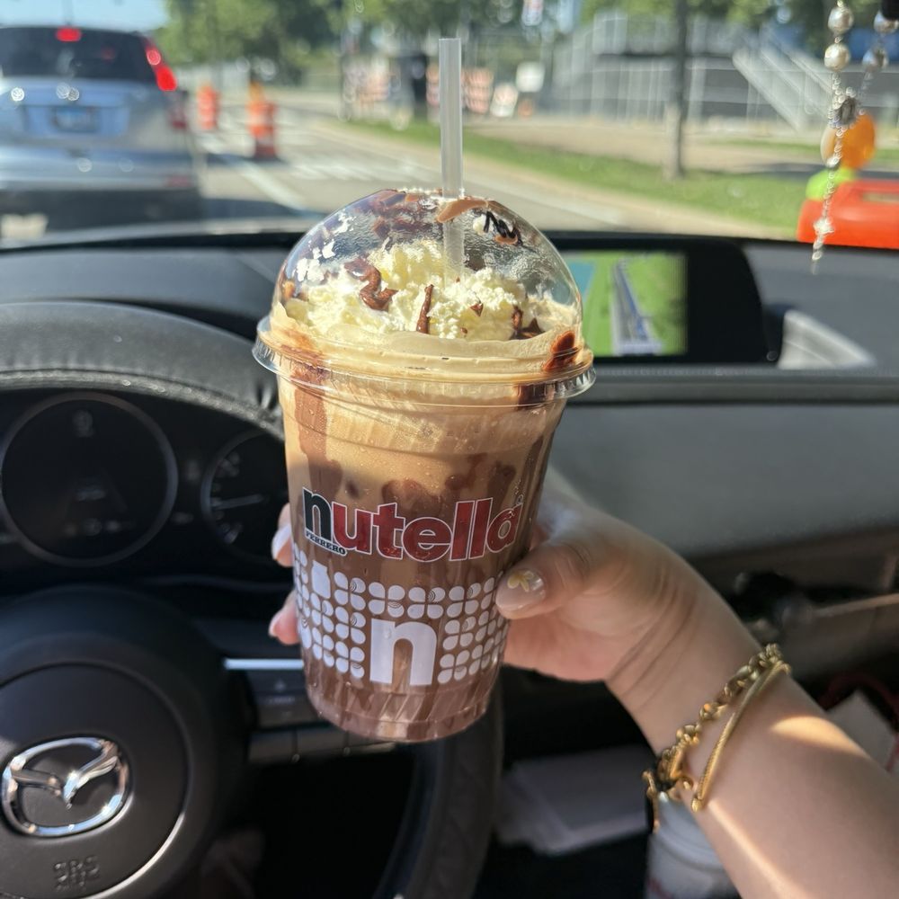Nutella Cafe - Latte - Desserts Near Me - Chicago, Illinois Nutella Cafe - Latte - Desserts Near Me - Chicago, Illinois