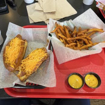 Coris DogHouse - Chili cheese dog and fries - Hot Dogs Near Me - Mount Juliet, Tennessee