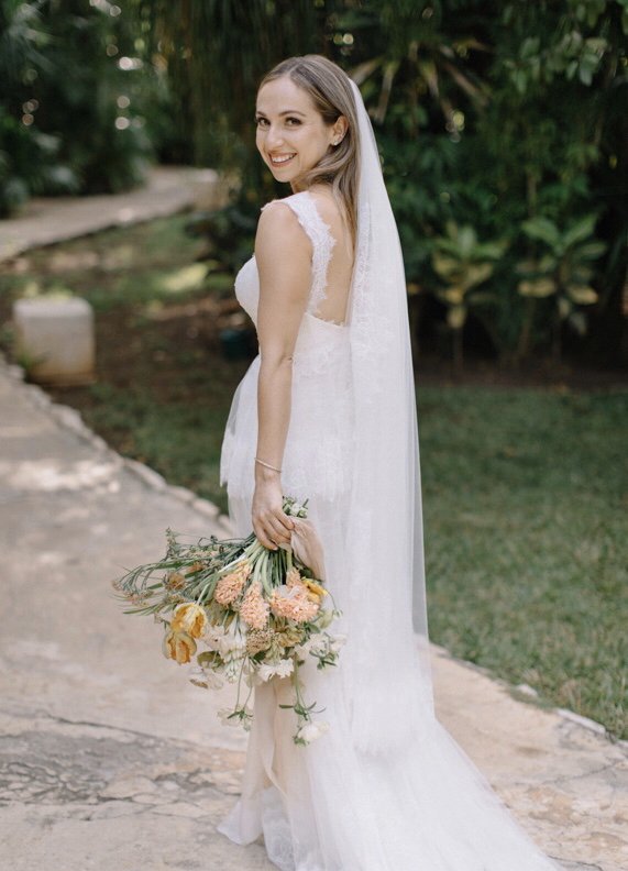 Makeup by Olga Pirmatova Logo