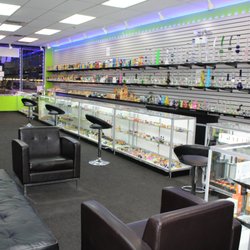 Hard Rock Smoke & Vape