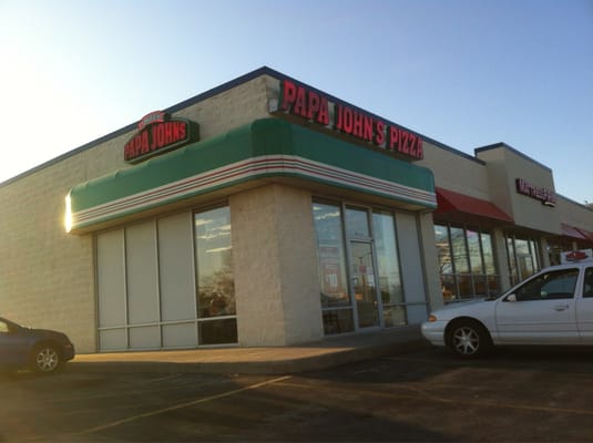 Papa Johns Pizza by null