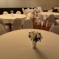 Andre's South Banquets & Catering - Table settings