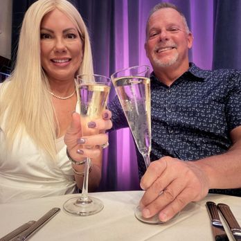 Halls Chophouse - Champagne - Steakhouses Near Me - Charleston, South Carolina Halls Chophouse - Champagne - Steakhouses Near Me - Charleston, South Carolina