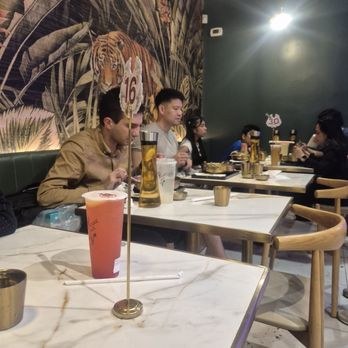 Big Way Hot Pot - Inside seating - Hot Pot Near Me - Vancouver, British Columbia