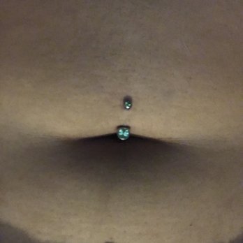 Flying Daggers Tattoo Parlor - Belly button piercing - Tattoo Near Me - Pomona, California