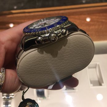 Bucherer - Jewelry Near Me - Garden City, New York Bucherer - Jewelry Near Me - Garden City, New York