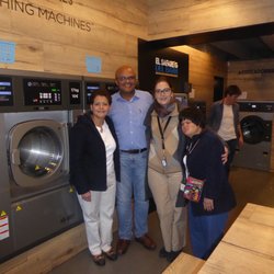 EL SAFAREIG DEL BARRI - Julie, Allain & Marta, Nina @ El Safareig Del Barri Laundromat in Barcelona