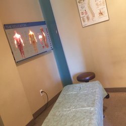 Body + Spine Chiropractic Wellness Clinic - Chiropractic Room