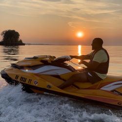Coastal Jet Ski Rentals - Great views at 6pm and 7pm time slots