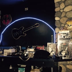 DV8 Tavern