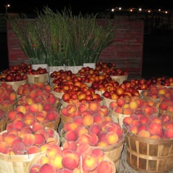 Benton Harbor Fruit Market - You'll need a napkin for these babies!