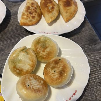 Special Noodle - Leek and Egg Empanadas, veggie Pan fried dumpling - Chinese Near Me - Newark, California Special Noodle - Leek and Egg Empanadas, veggie Pan fried dumpling - Chinese Near Me - Newark, California