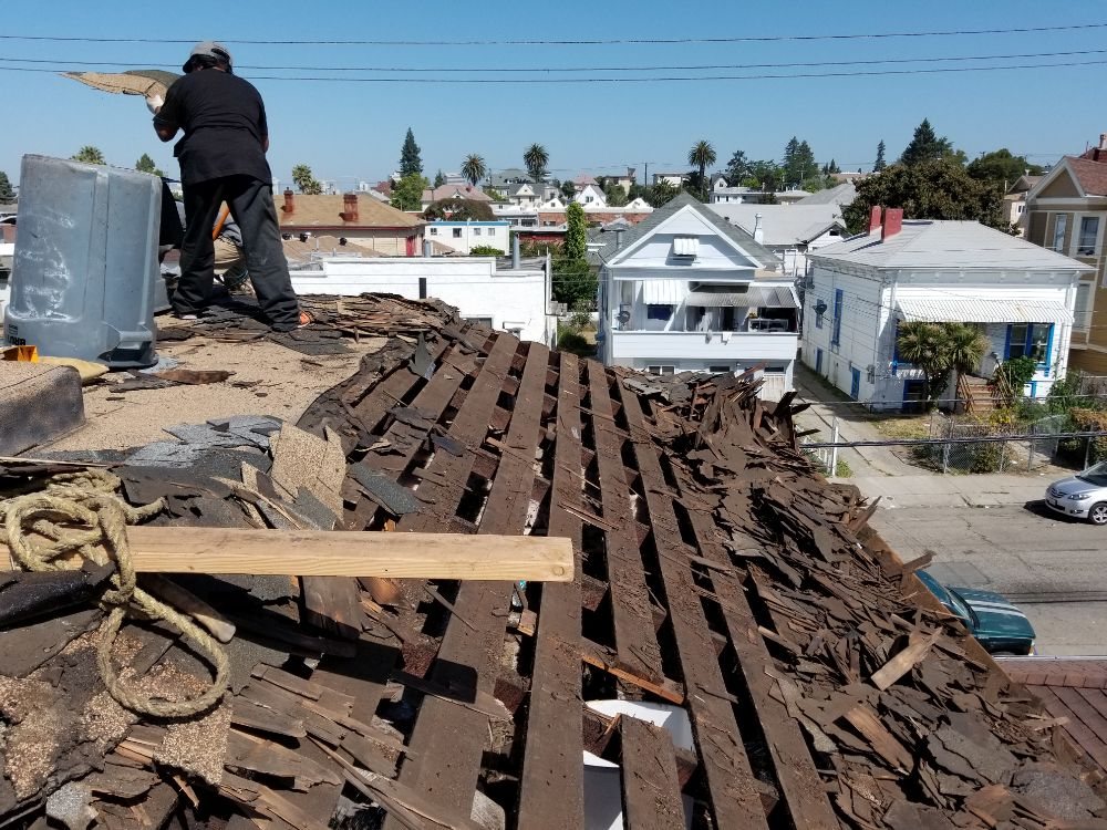 Slide of The Last Detail Roofing