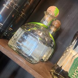 MG's Bar