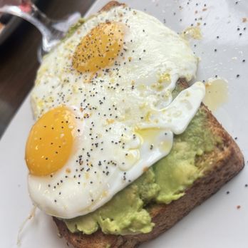 Broken Yolk Cafe - Breakfast & Brunch Near Me - Fullerton, California Broken Yolk Cafe - Breakfast & Brunch Near Me - Fullerton, California