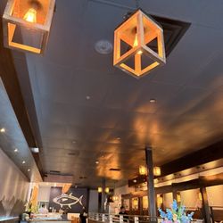 Mori Sushi - Inside