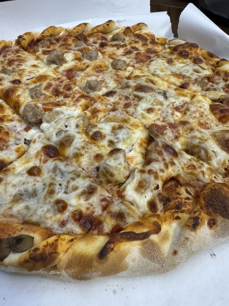 Food from Midtown Tavern