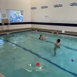 Floaties Swim School - Kayla practicing swimming