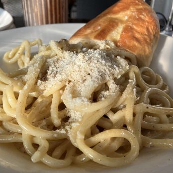 FERRO - Cacio e Pepe - Pizza Near Me - Idyllwild, California FERRO - Cacio e Pepe - Pizza Near Me - Idyllwild, California