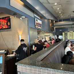 JET RUNWAY CAFE - Updated July 2025 - 1773 Photos & 936 Reviews - 5540 ...
