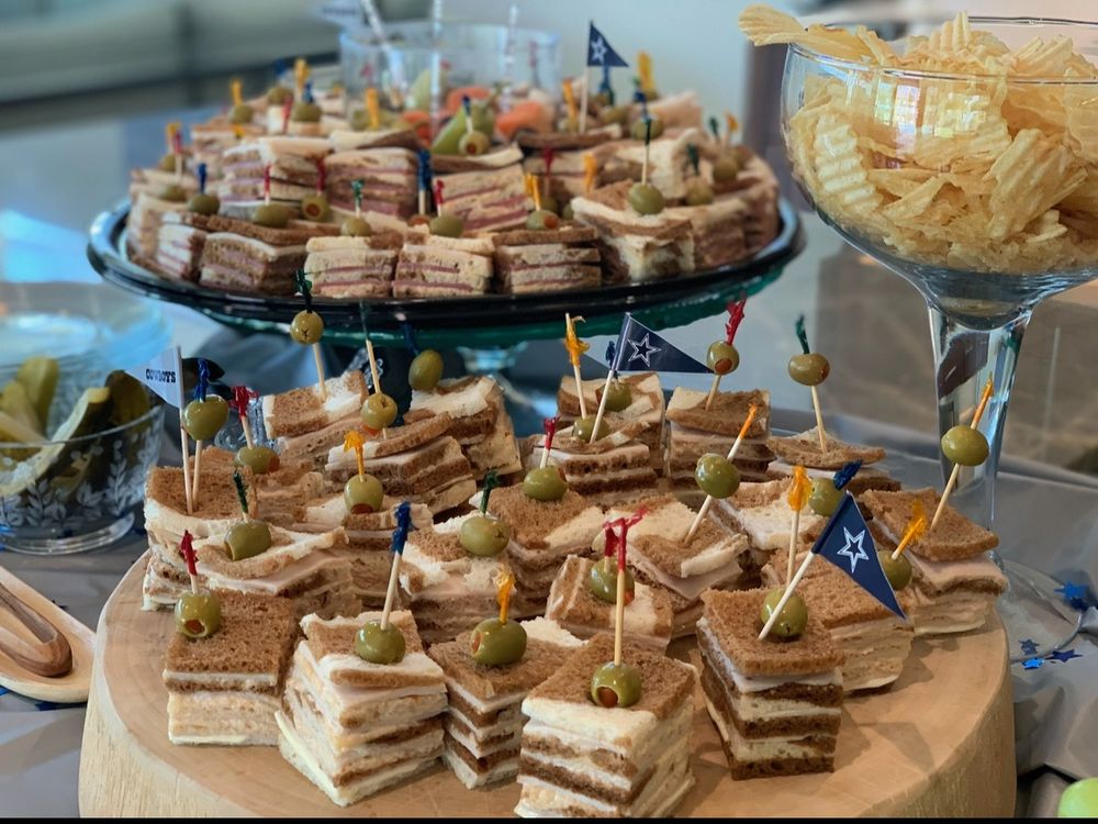 DOOZIES & DESSERTS Updated September 2024 Dallas, Texas Caterers