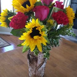 Springs In Bloom - Sunflower bouquet with wooden vase