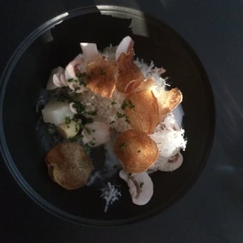 Cofoco WIP - Masser af pecorino, sprøde kartoffelchips, meget rå champignon.. - Tapas/Small Plates Near Me - København