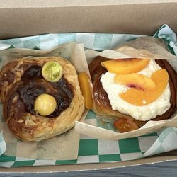 OBX Farmers Market - Excellent croissant with bacon jam and tomato and a cinnamon bun with peach