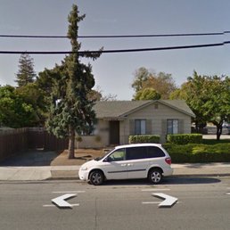 This house was traced through (800) 692.7753, a bogus phone number for Apple Security.