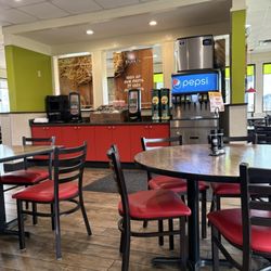 Fazoli's - Inside