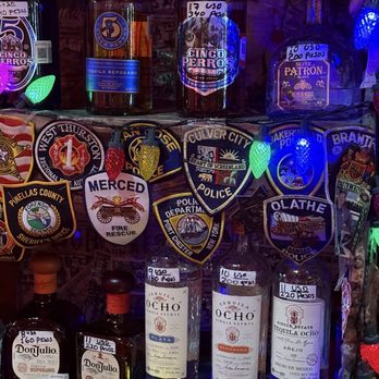 Slim's Elbow Room - Did see any San Diego law enforcement patches - Dive Bars Near Me - Cabo San Lucas, BCS Slim's Elbow Room - Did see any San Diego law enforcement patches - Dive Bars Near Me - Cabo San Lucas, BCS