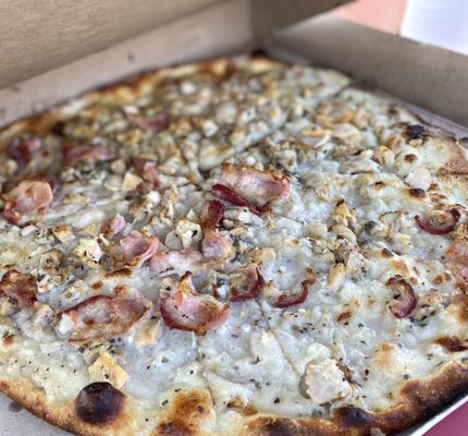 Frank Pepe Pizzeria Napoletana by null