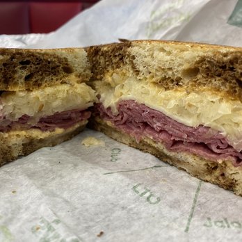 Arby's - Fast Food Near Me - Albany, New York