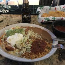El Barzon - Fried shrimp chimichanga with beans and rice